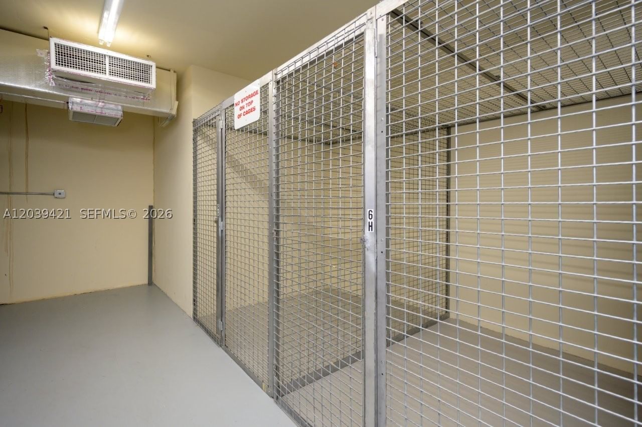 Real estate property located at 510 84th Ave #636, Broward, Veranda Condo, Plantation, FL