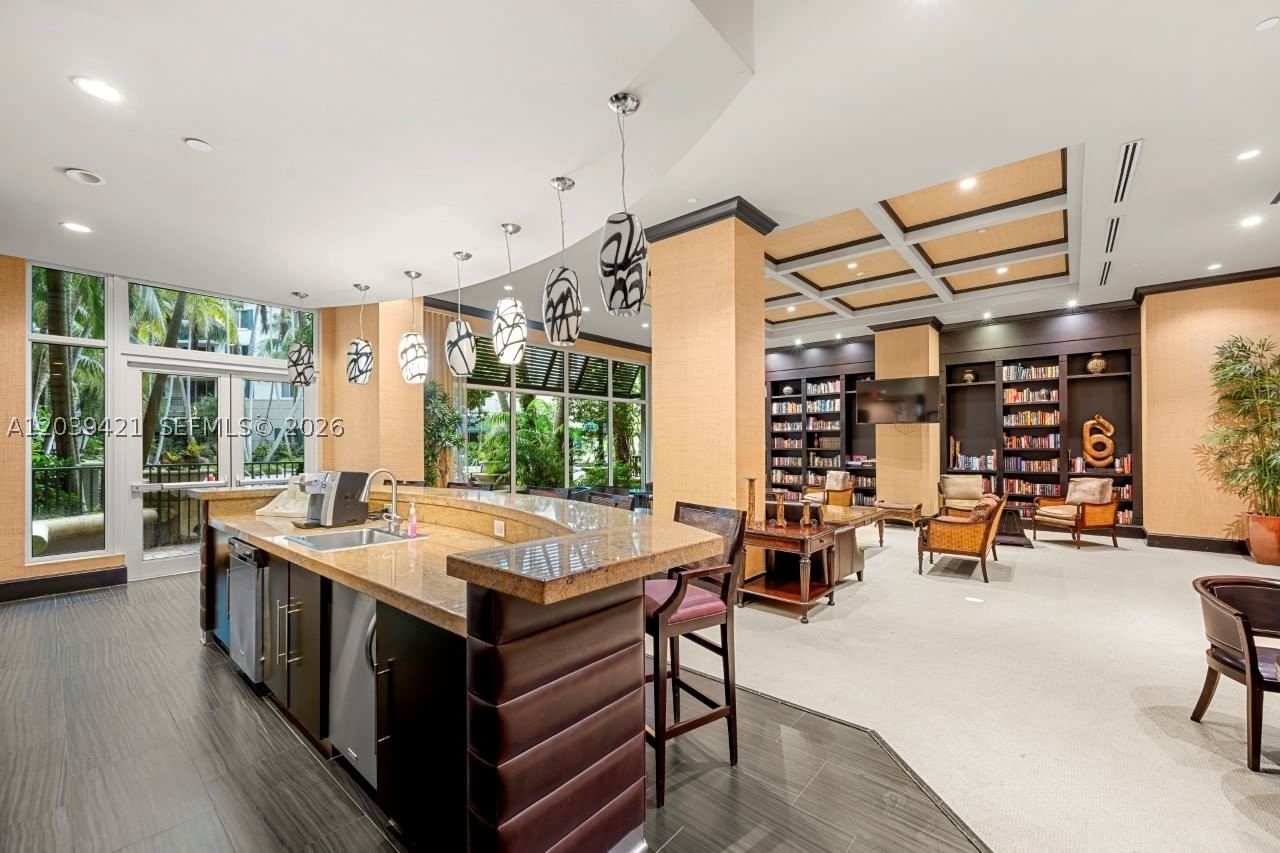 Real estate property located at 510 84th Ave #636, Broward, Veranda Condo, Plantation, FL
