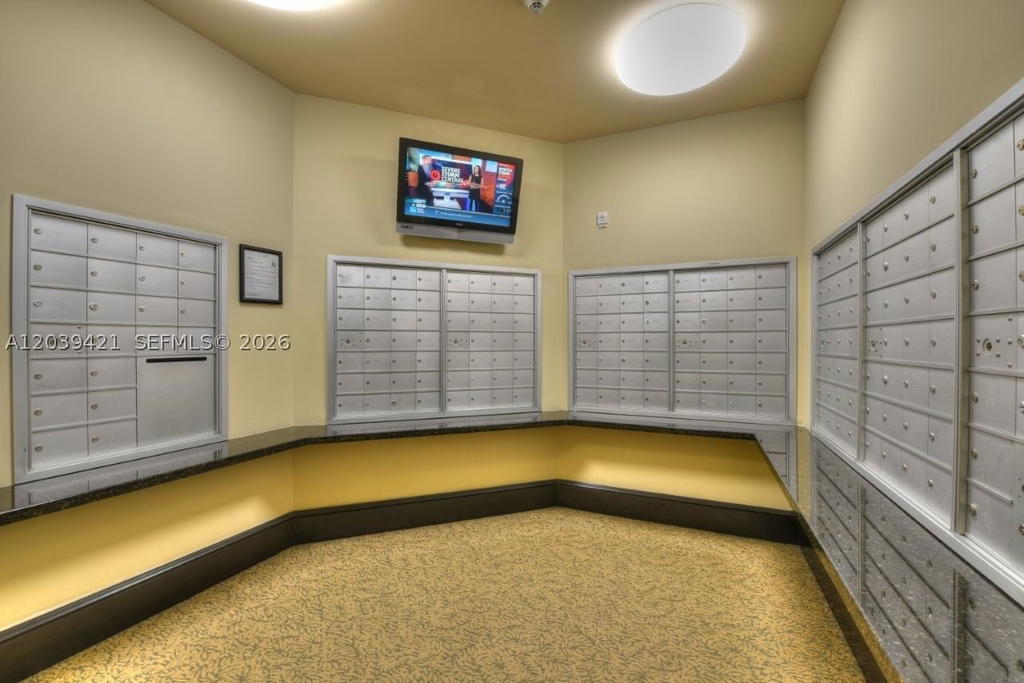 Real estate property located at 510 84th Ave #636, Broward, Veranda Condo, Plantation, FL