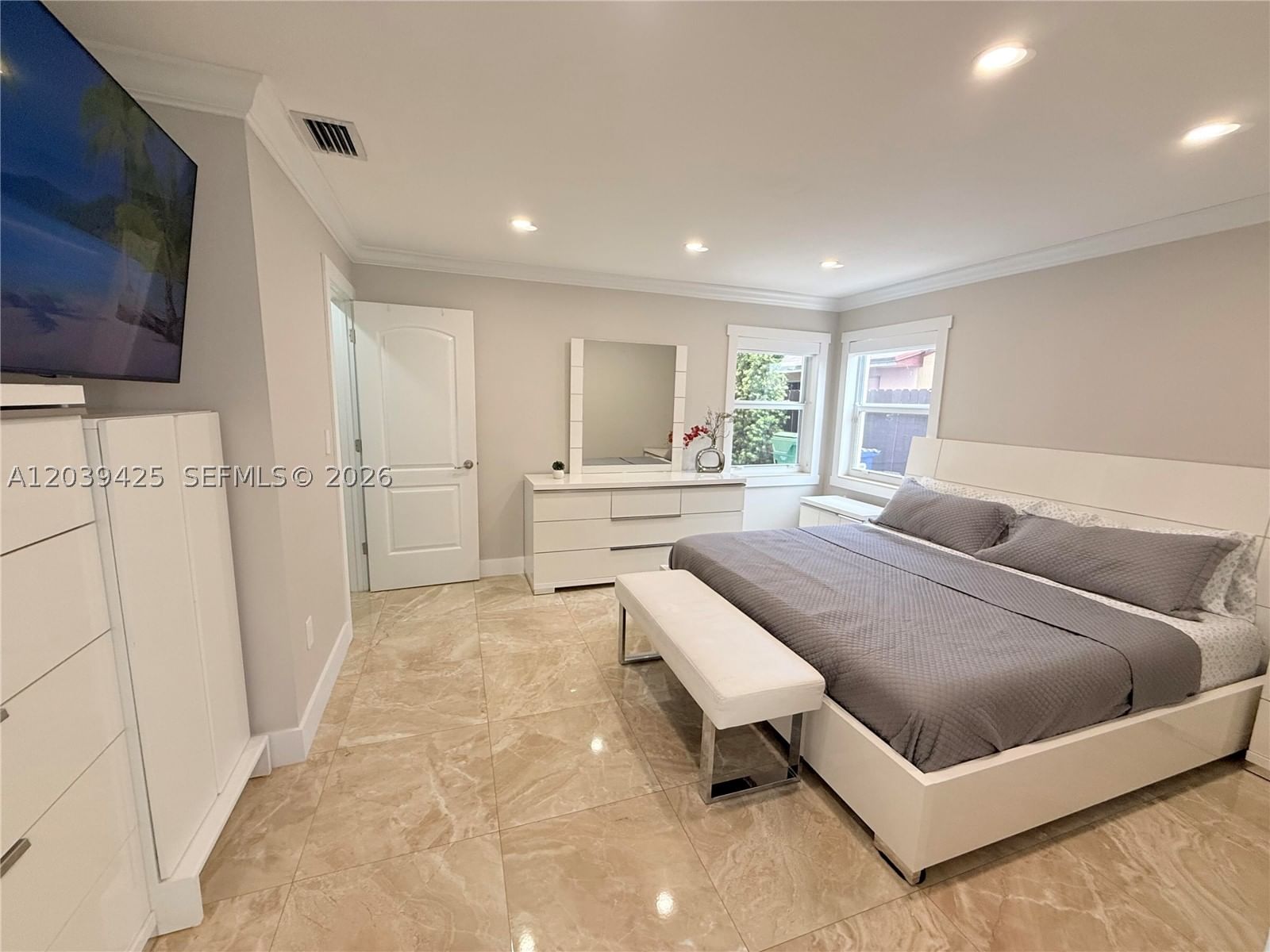 Real estate property located at 19331 57th Ct, Miami-dade, Country Lake Manors Sec 3, Miami, FL