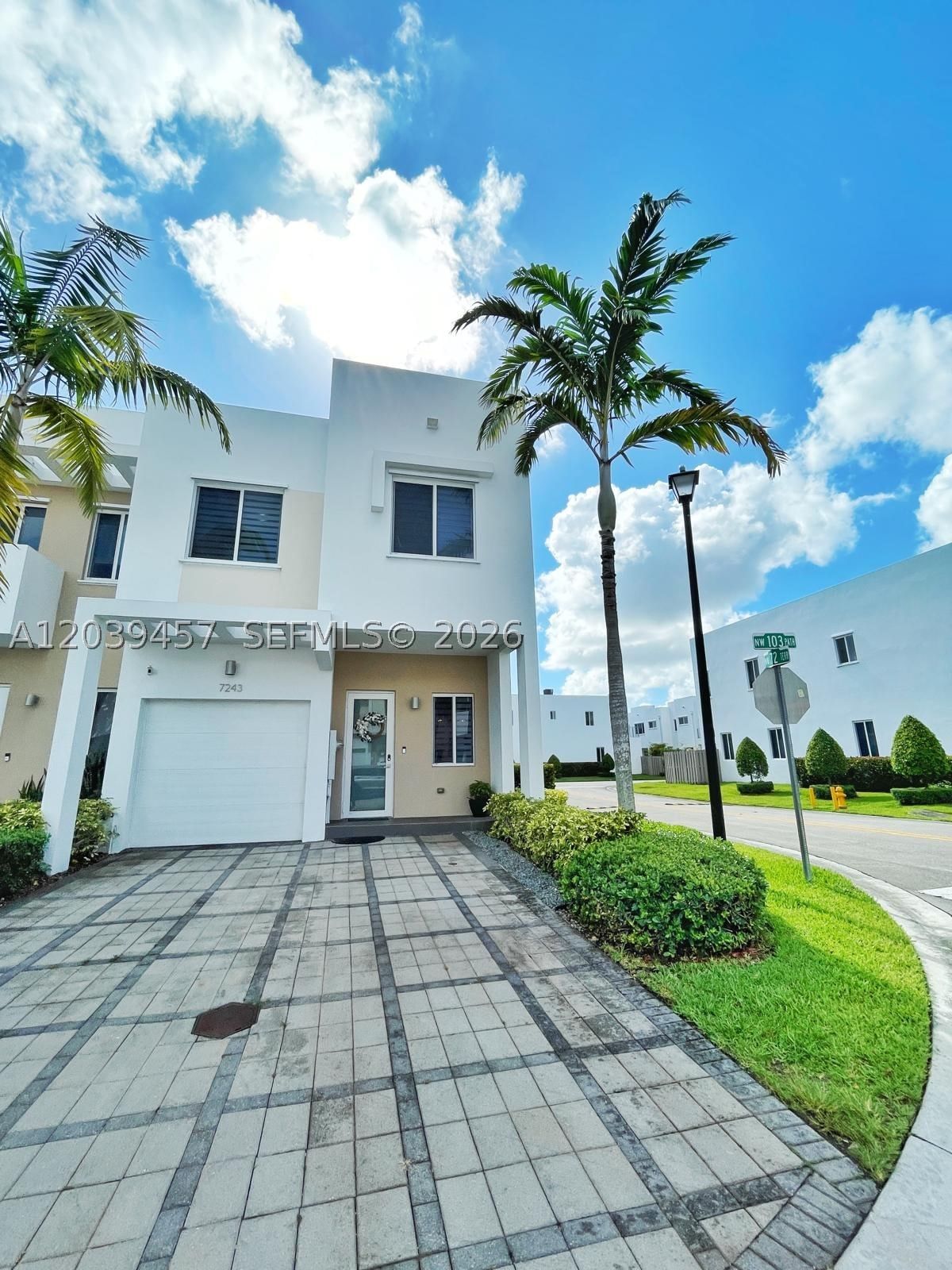 Real estate property located at 7243 103rd Path, Miami-dade, Doral Palms North, Doral, FL
