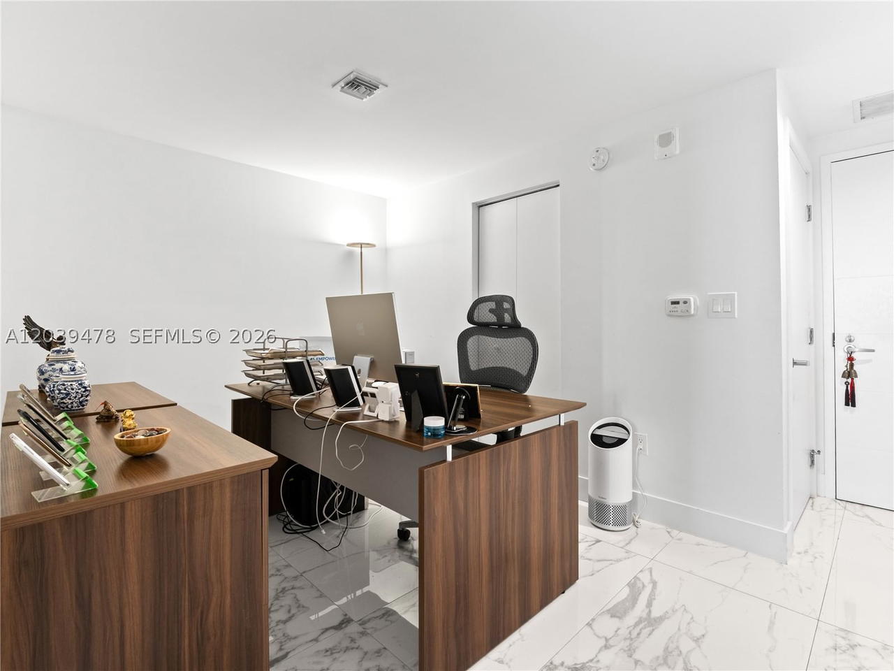 Real estate property located at 16385 Biscayne Blvd #1117, Miami-dade, The Harbour South Condo, North Miami Beach, FL