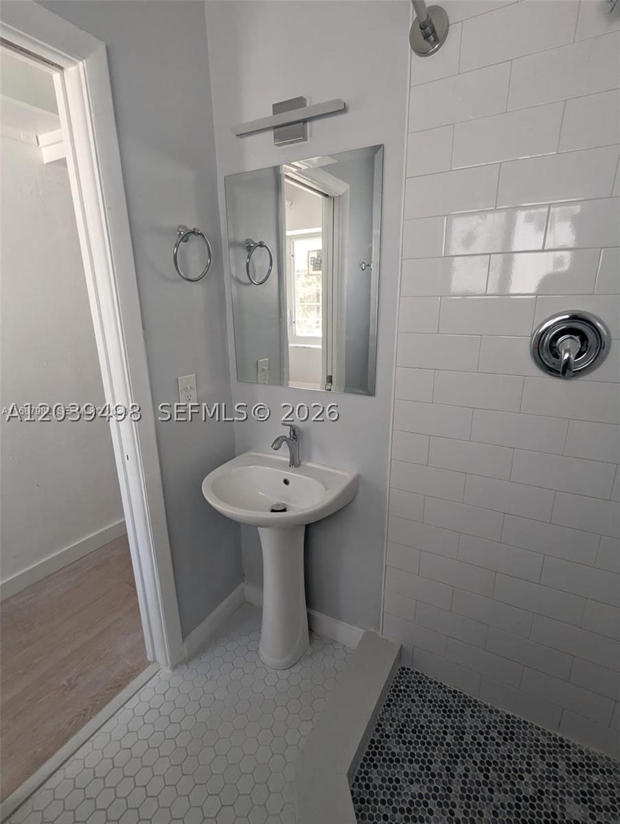 Real estate property located at 2120 Biarritz Dr, Miami-dade, Isle Of Normandy Miami Vi, Miami Beach, FL