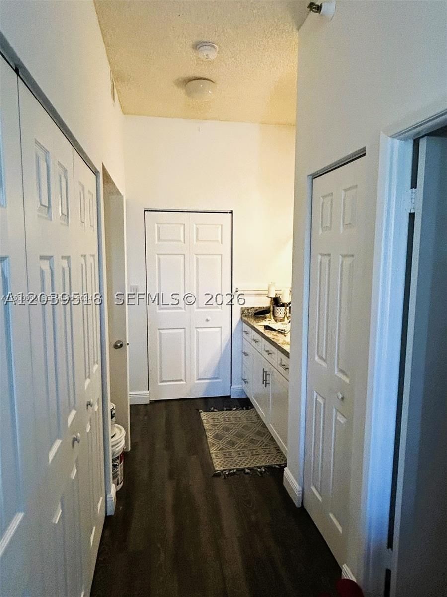Real estate property located at 20515 Country Club Dr #142, Miami-dade, Waterview Condo, Aventura, FL