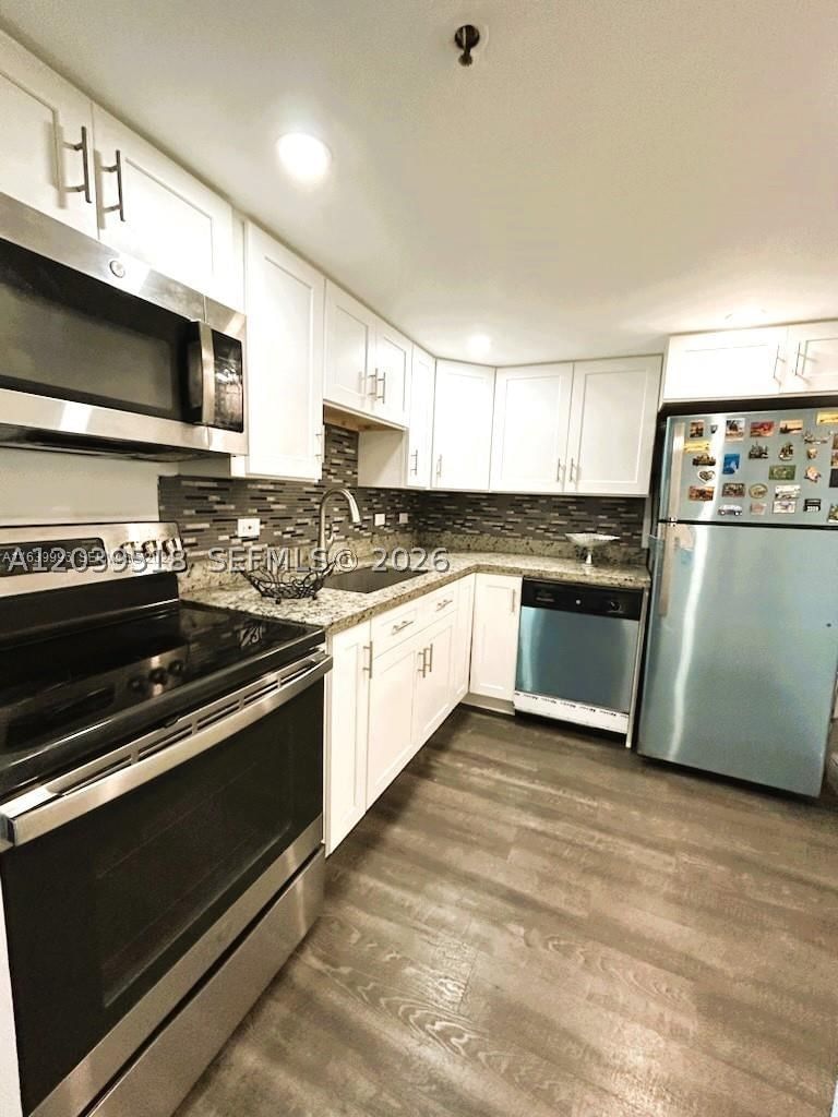 Real estate property located at 20515 Country Club Dr #142, Miami-dade, Waterview Condo, Aventura, FL