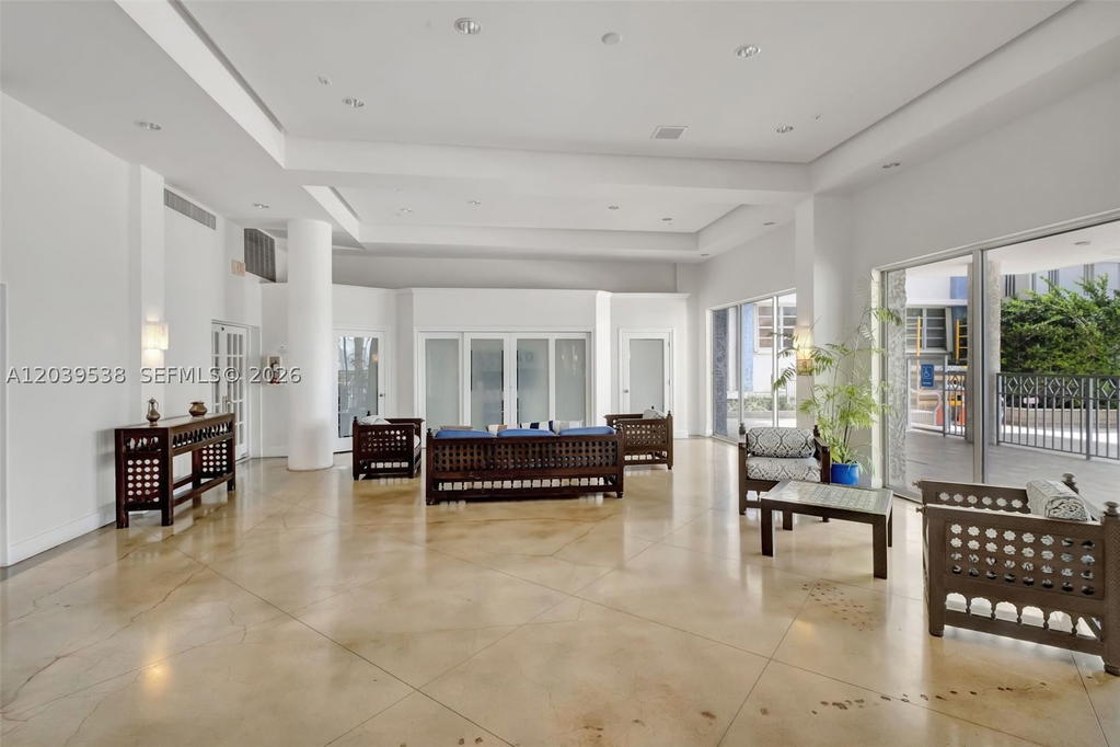 Real estate property located at 800 West Ave #533, Miami-dade, South Bay Club Condo, Miami Beach, FL