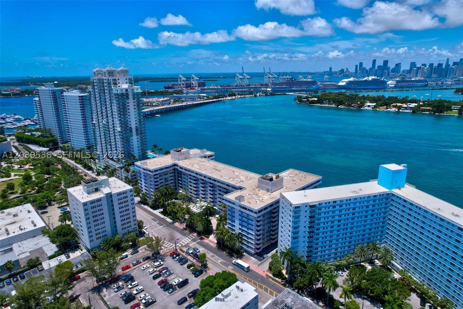 Real estate property located at 800 West Ave #533, Miami-dade, South Bay Club Condo, Miami Beach, FL