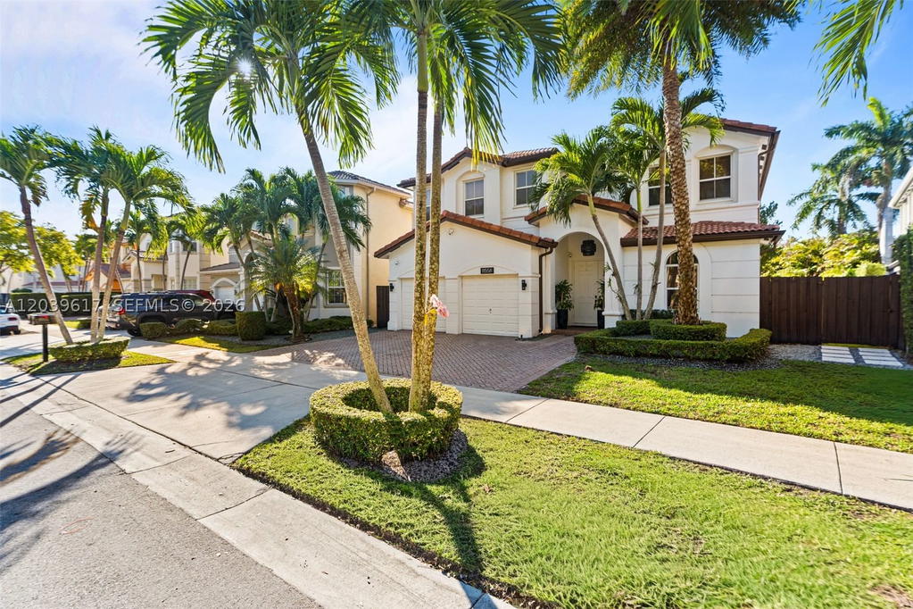 Real estate property located at 11558 84th  St, Miami-dade, Islands At Doral Northwes, Doral, FL