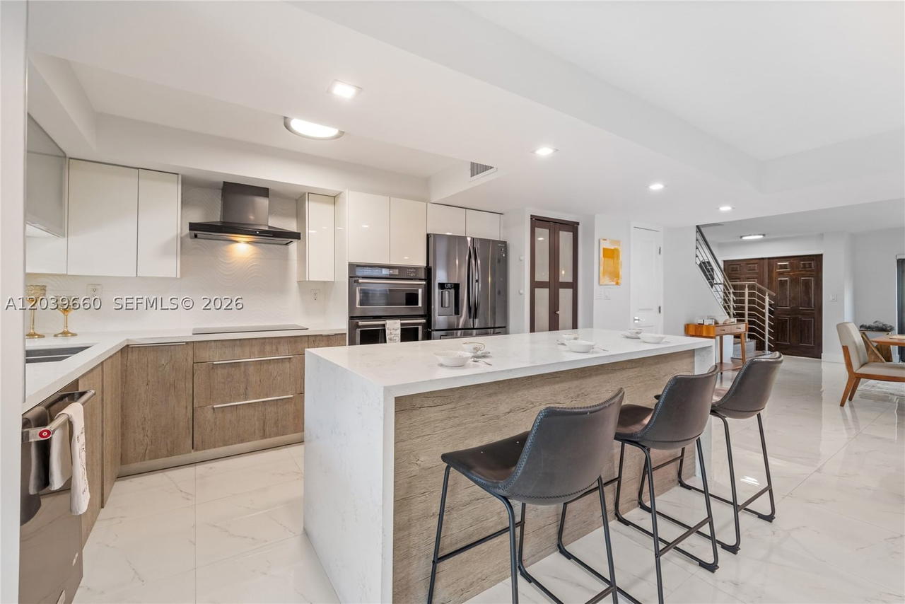 Real estate property located at 2771 164th St #12, Miami-dade, Leeward Point Condo, North Miami Beach, FL