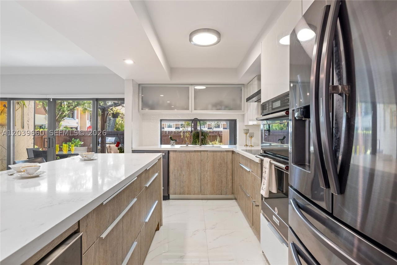 Real estate property located at 2771 164th St #12, Miami-dade, Leeward Point Condo, North Miami Beach, FL