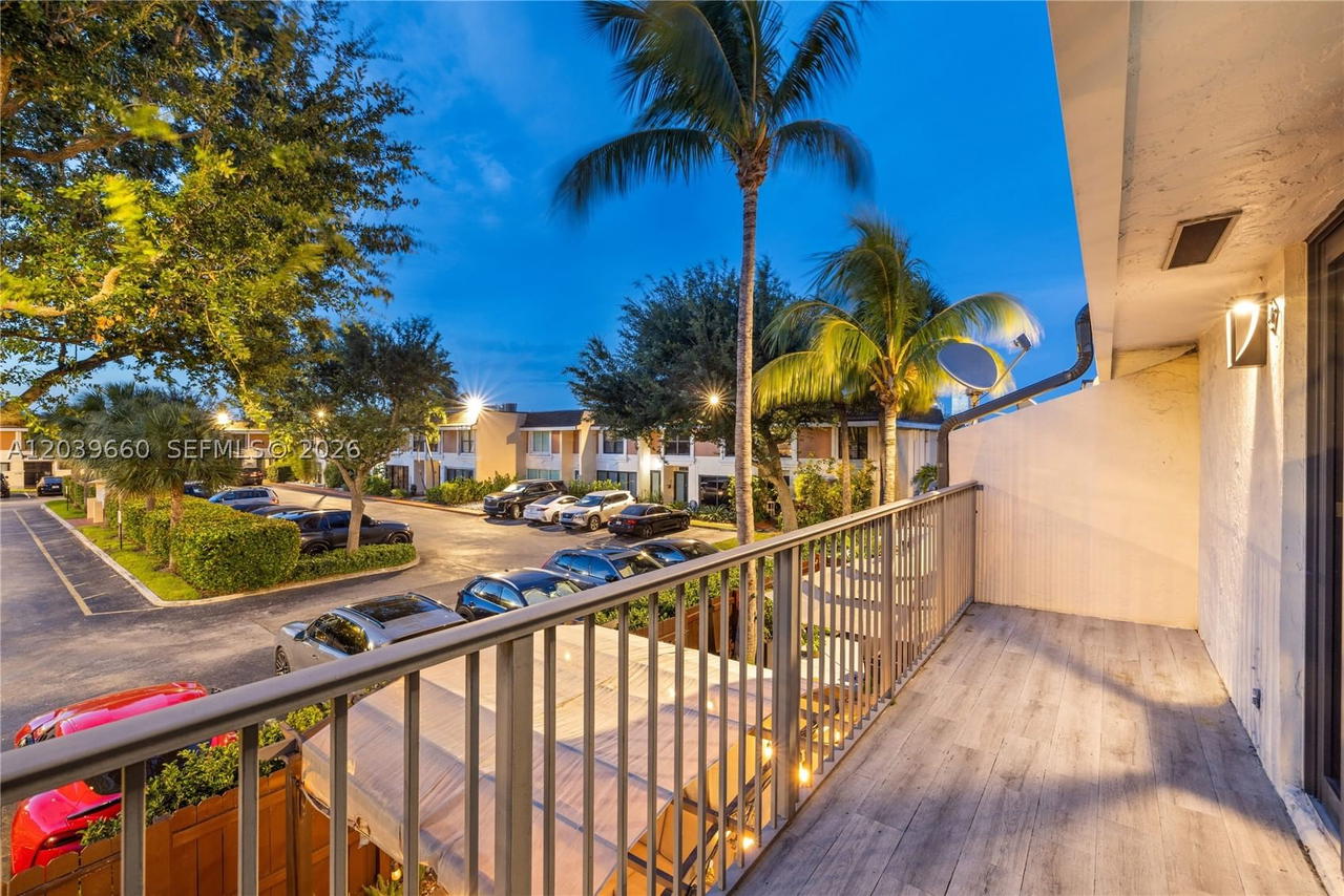 Real estate property located at 2771 164th St #12, Miami-dade, Leeward Point Condo, North Miami Beach, FL