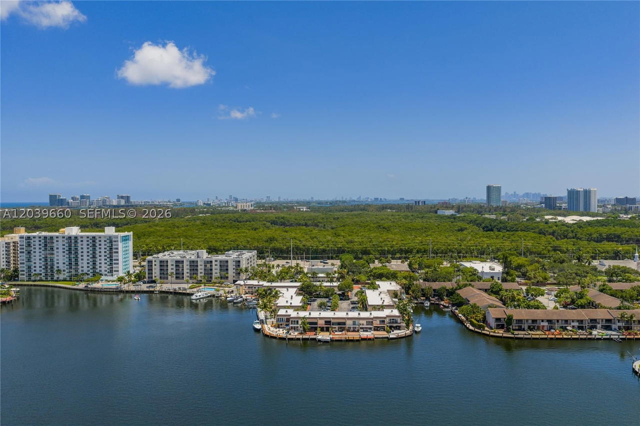 Real estate property located at 2771 164th St #12, Miami-dade, Leeward Point Condo, North Miami Beach, FL
