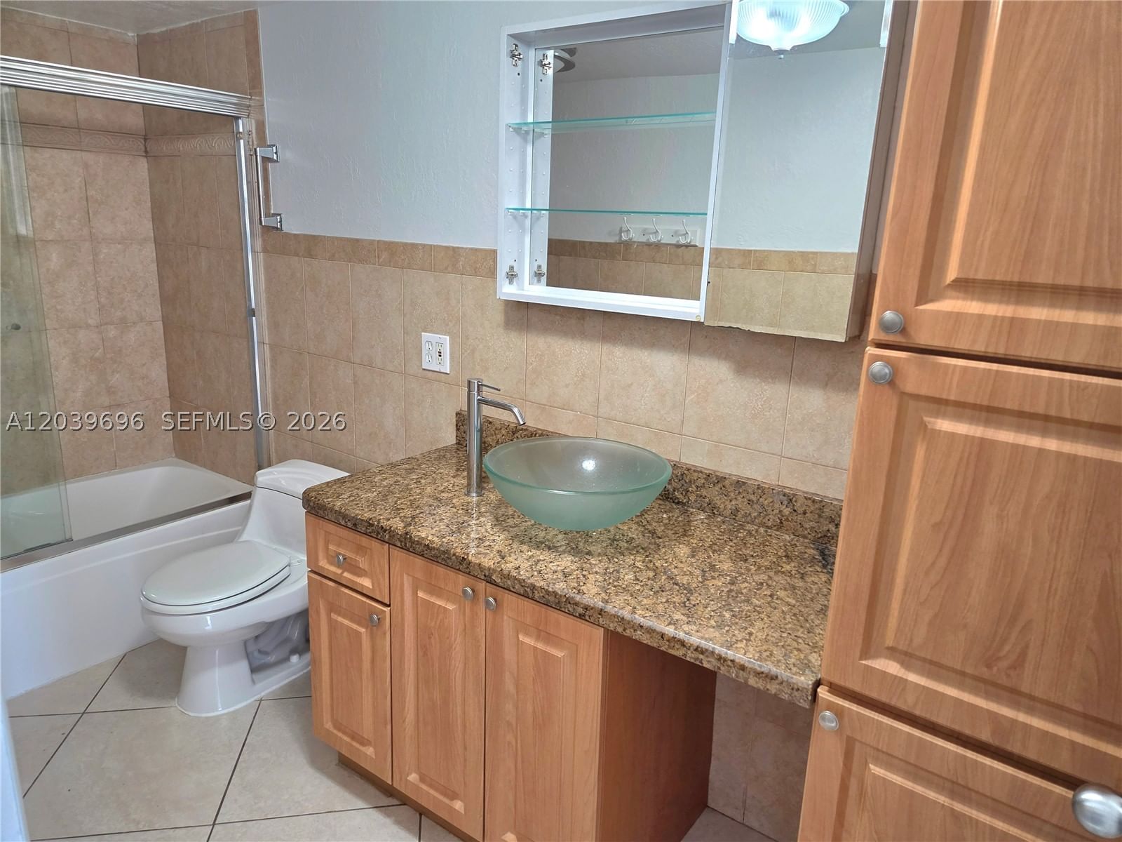 Real estate property located at 11930 Bayshore Dr #910, Miami-dade, Majorca Towers Condo, North Miami, FL