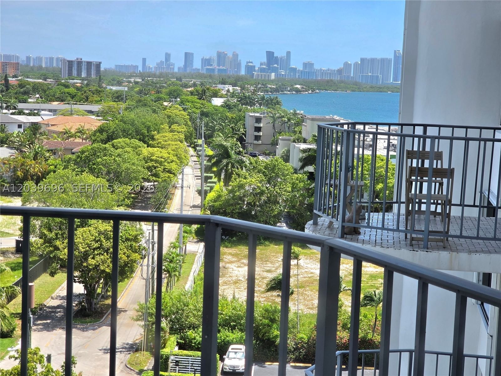 Real estate property located at 11930 Bayshore Dr #910, Miami-dade, Majorca Towers Condo, North Miami, FL