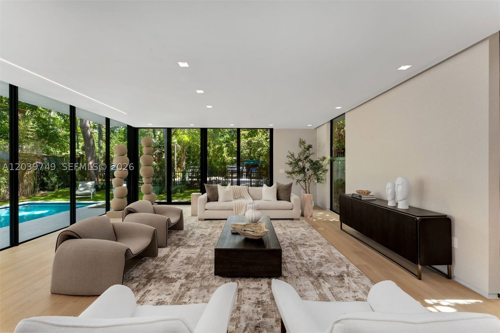 Real estate property located at 3579 Avocado Ave, Miami-dade, Coco Gve Pk 2 Amd, Miami, FL