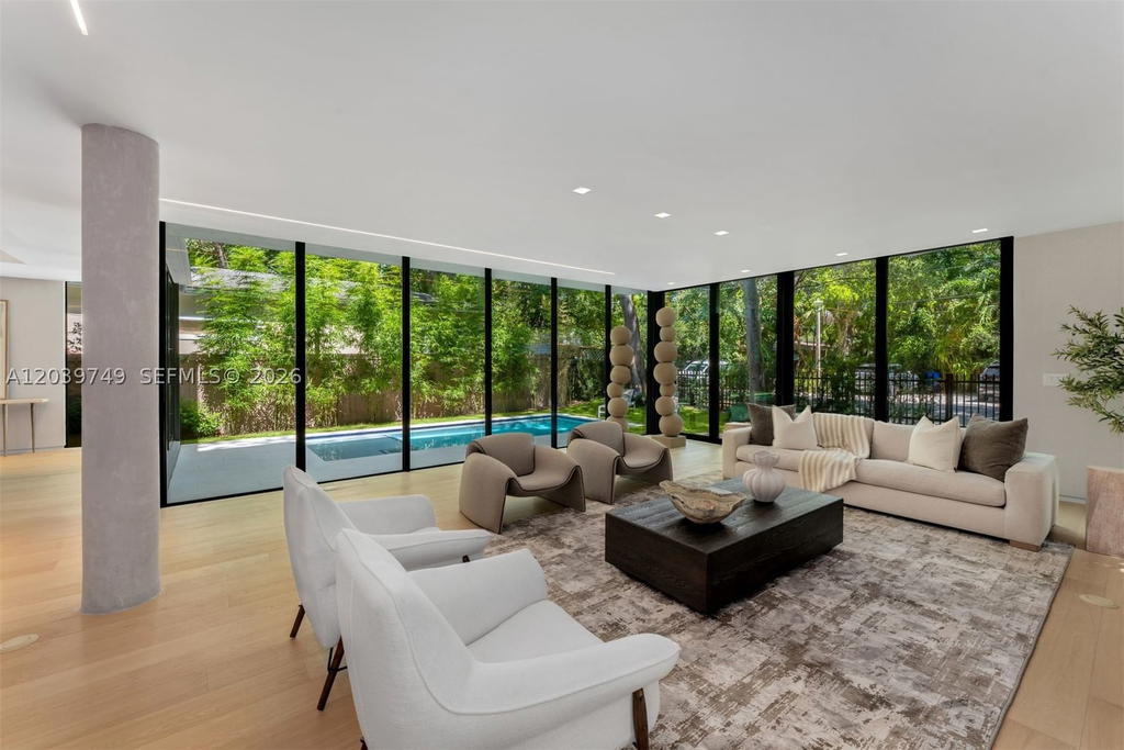 Real estate property located at 3579 Avocado Ave, Miami-dade, Coco Gve Pk 2 Amd, Miami, FL