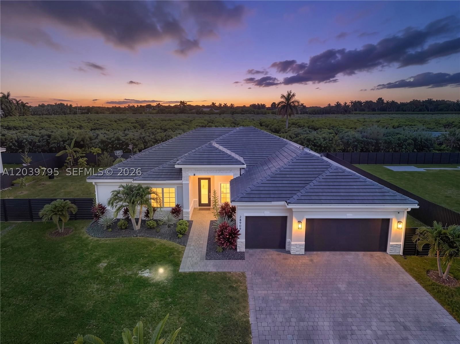 Real estate property located at 28909 186th Ave, Miami-dade, Vikings Steal Estates, Homestead, FL