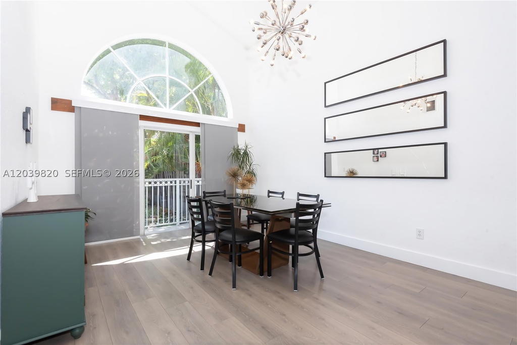 Real estate property located at 5853 111th Ave, Miami-dade, Doral Isles-antilles, Doral, FL