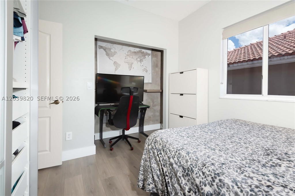 Real estate property located at 5853 111th Ave, Miami-dade, Doral Isles-antilles, Doral, FL