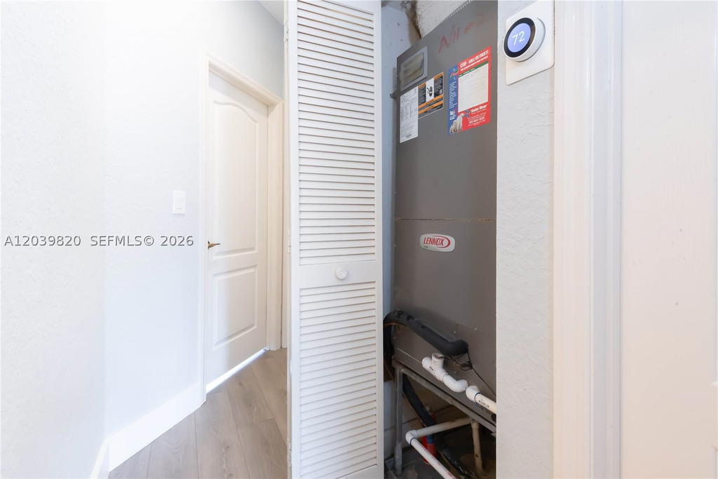 Real estate property located at 5853 111th Ave, Miami-dade, Doral Isles-antilles, Doral, FL