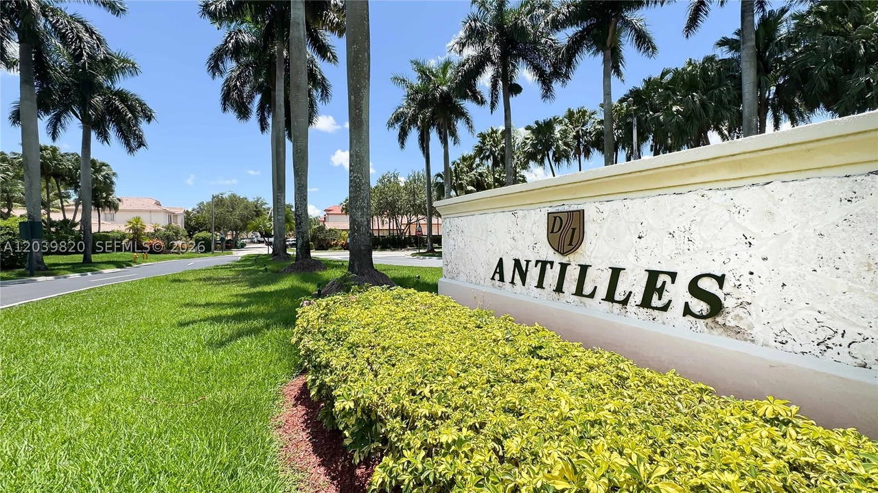 Real estate property located at 5853 111th Ave, Miami-dade, Doral Isles-antilles, Doral, FL