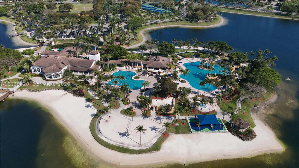 Real estate property located at 5853 111th Ave, Miami-dade, Doral Isles-antilles, Doral, FL