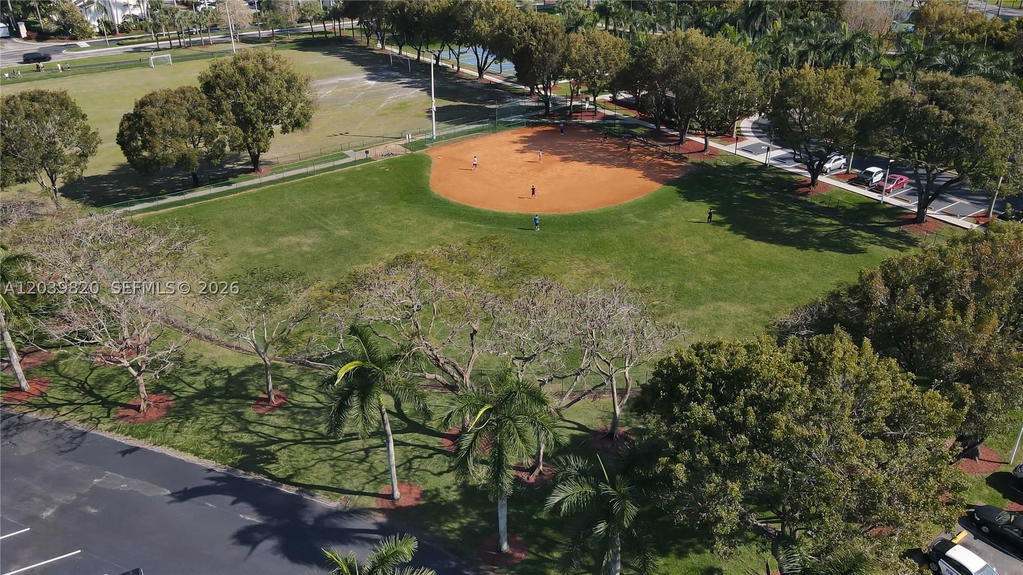 Real estate property located at 5853 111th Ave, Miami-dade, Doral Isles-antilles, Doral, FL