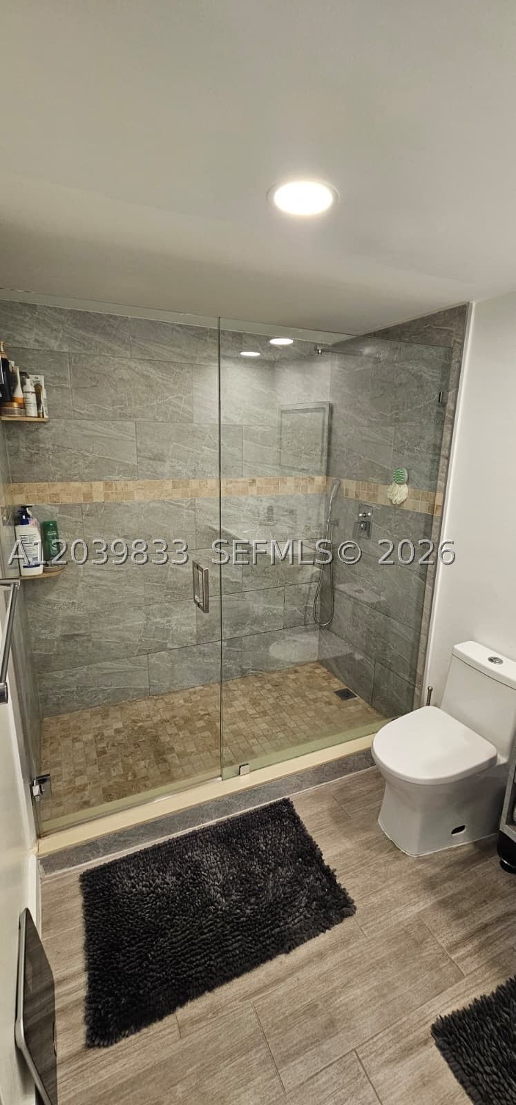 Real estate property located at 17600 Bay Rd N906, Miami-dade, Fairview House Condo, Sunny Isles Beach, FL