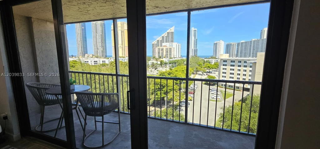 Real estate property located at 17600 Bay Rd N906, Miami-dade, Fairview House Condo, Sunny Isles Beach, FL