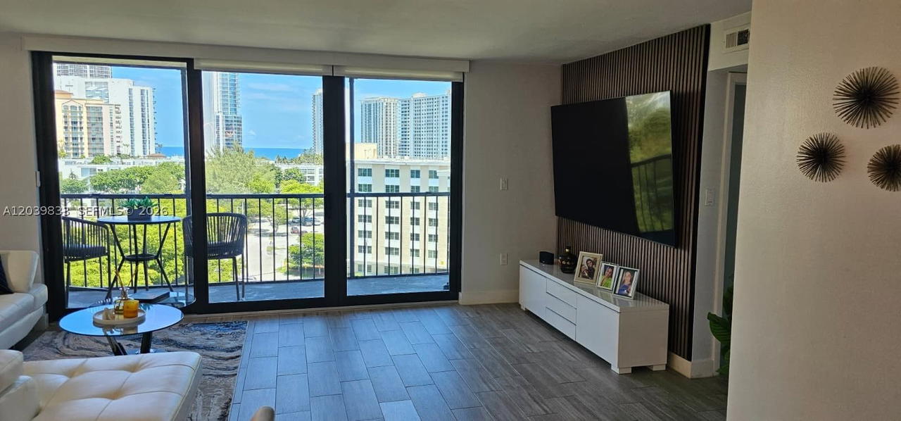 Real estate property located at 17600 Bay Rd N906, Miami-dade, Fairview House Condo, Sunny Isles Beach, FL
