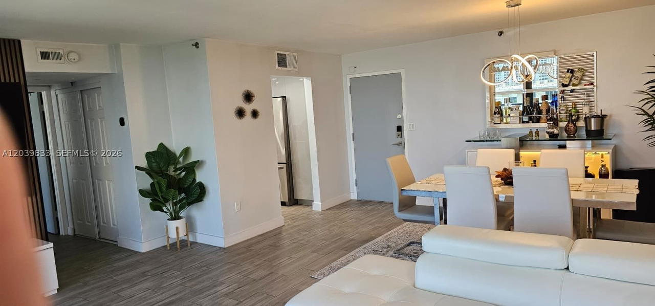 Real estate property located at 17600 Bay Rd N906, Miami-dade, Fairview House Condo, Sunny Isles Beach, FL