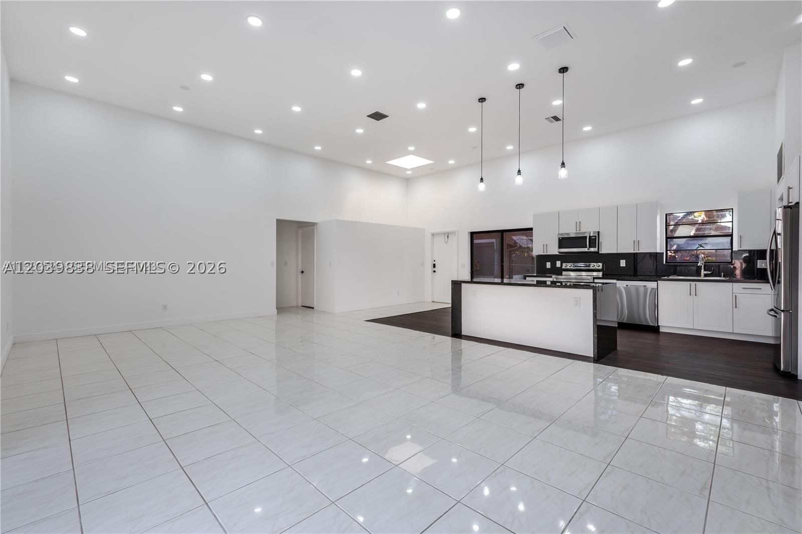 Real estate property located at 601 Leslie Dr, Broward, Harbourwood Sketch Of Sur, Hallandale Beach, FL