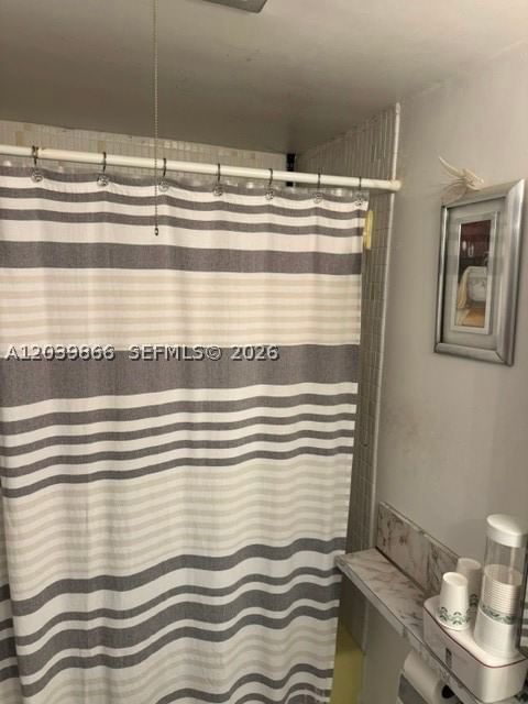 Real estate property located at 1301 191st St F403, Miami-dade, Rolling Green Condo F, Miami, FL
