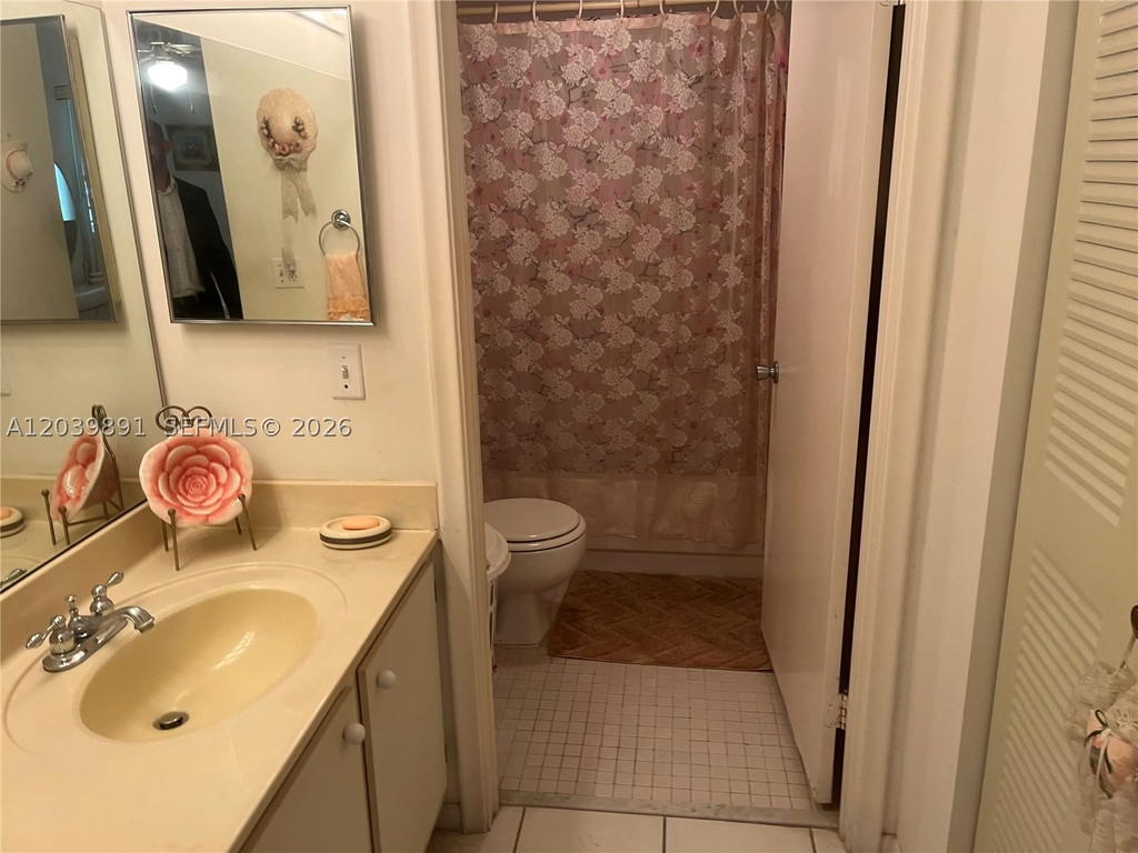 Real estate property located at 1100 128th Ter #204U, Broward, Cambridge At Century, Pembroke Pines, FL