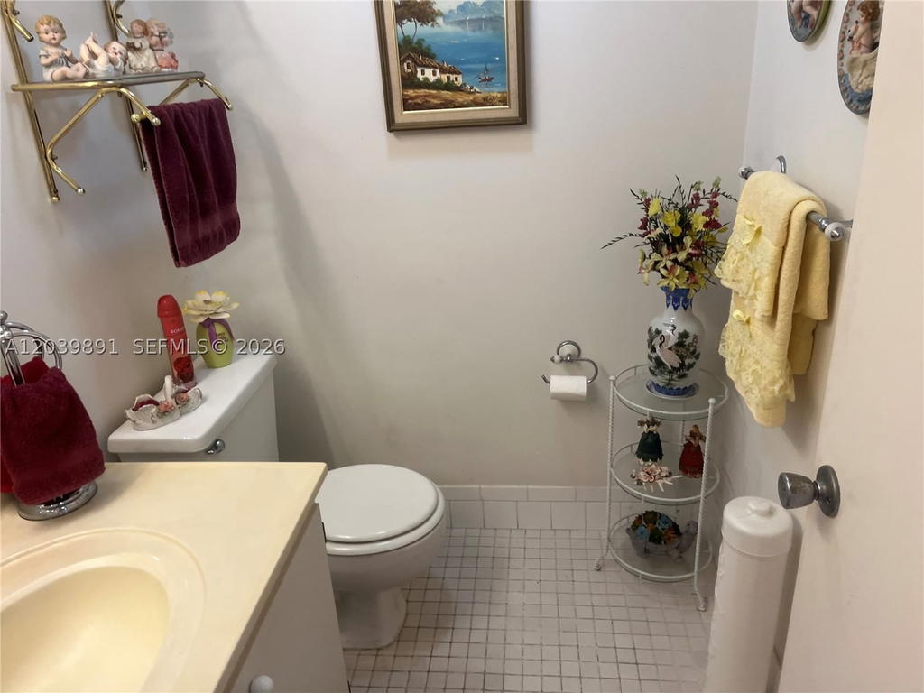 Real estate property located at 1100 128th Ter #204U, Broward, Cambridge At Century, Pembroke Pines, FL