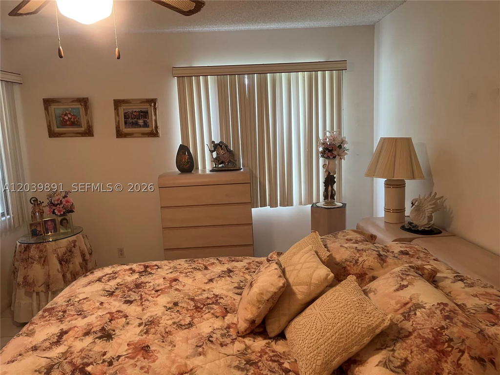 Real estate property located at 1100 128th Ter #204U, Broward, Cambridge At Century, Pembroke Pines, FL