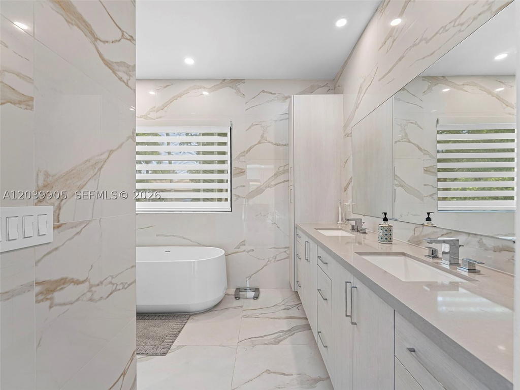 Real estate property located at 511 Perugia Ave, Miami-dade, C Gab Riviera Sec Pt 2 Re, Coral Gables, FL