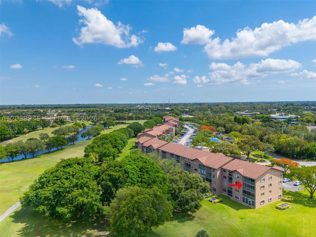 Real estate property located at 500 130th Ter #301A, Broward, Lancaster At Century Vill, Pembroke Pines, FL