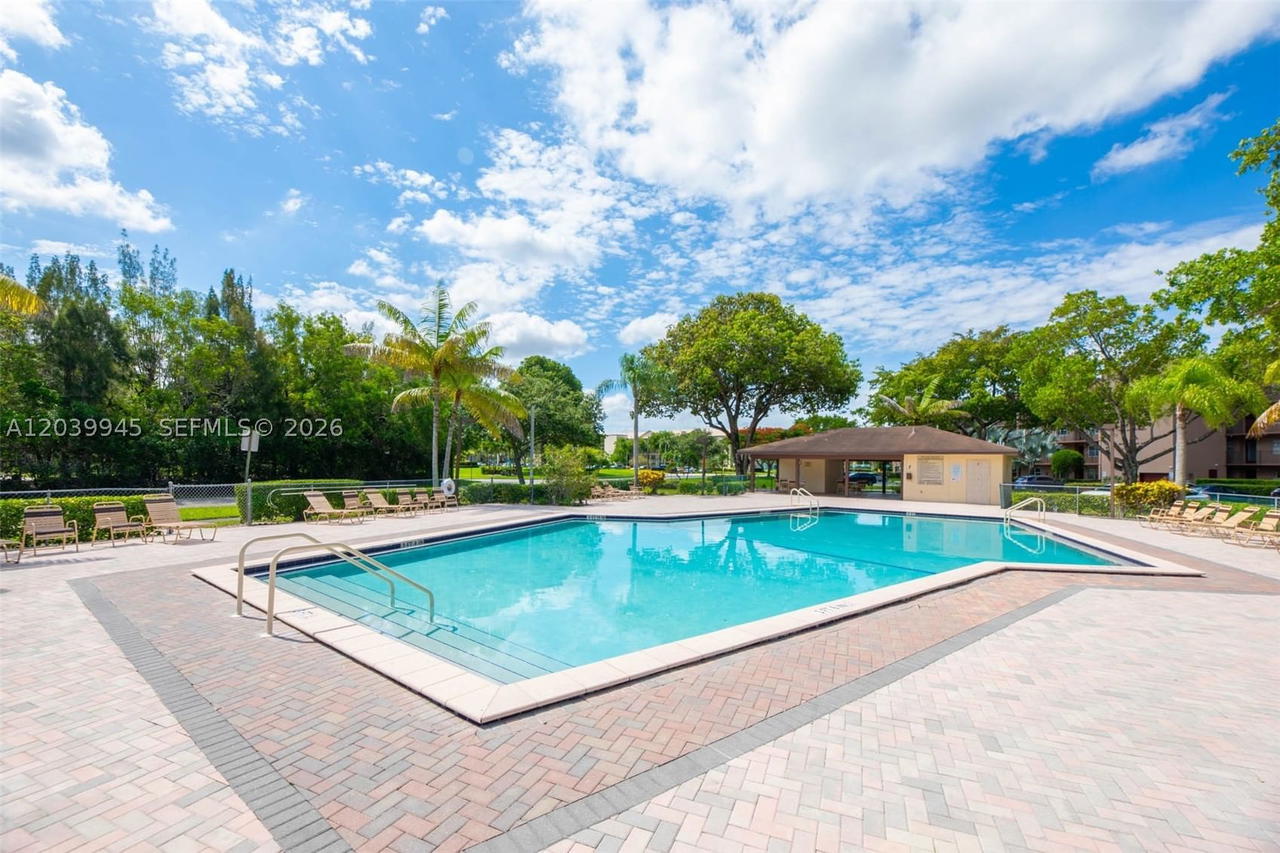 Real estate property located at 500 130th Ter #301A, Broward, Lancaster At Century Vill, Pembroke Pines, FL