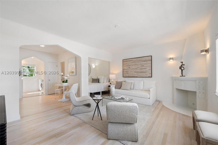 Real estate property located at 750 Espanola Way #8, Miami-dade, Espanola Court Condo, Miami Beach, FL