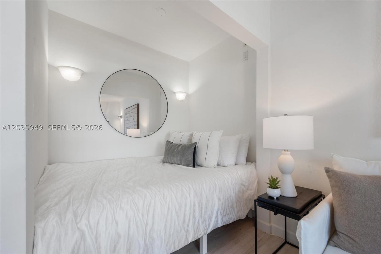 Real estate property located at 750 Espanola Way #8, Miami-dade, Espanola Court Condo, Miami Beach, FL