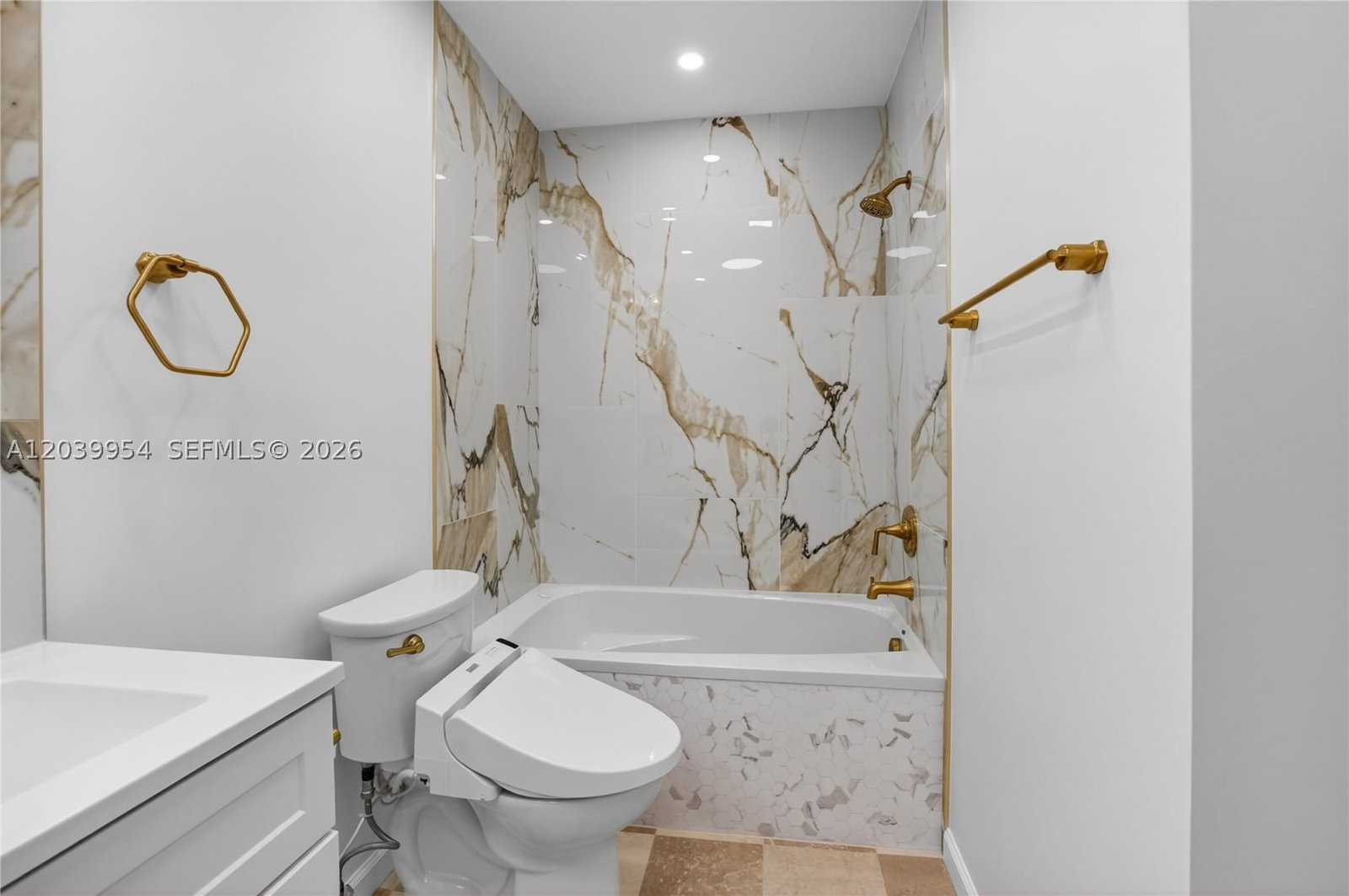 Real estate property located at 10125 42nd Ave S #151, Palm Beach, Limetree Condominium, Boynton Beach, FL