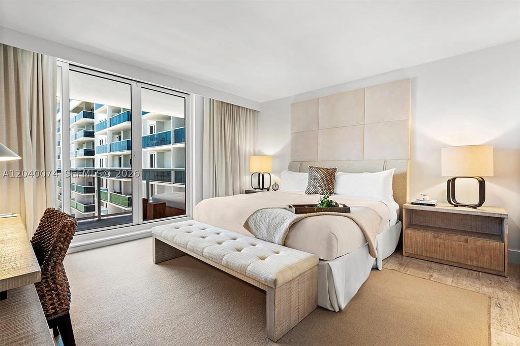 Real estate property located at 102 24 #1222, Miami-dade, 2399 Collins Avenue, Miami Beach, FL