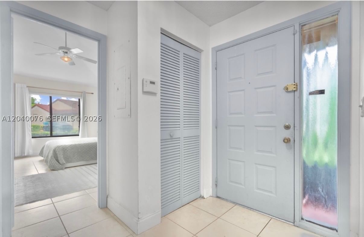 Real estate property located at 3539 Inverrary Blvd W, Broward, S & R Of Inverrary, Lauderhill, FL