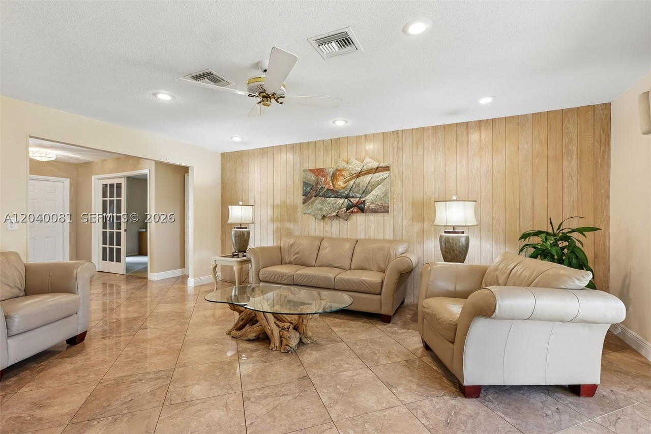 Real estate property located at 2518 121st Dr, Broward, Westchester, Coral Springs, FL