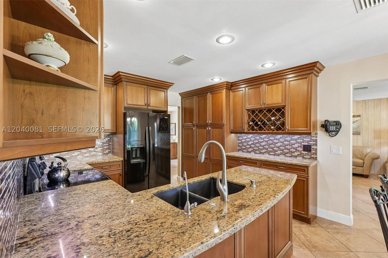 Real estate property located at 2518 121st Dr, Broward, Westchester, Coral Springs, FL