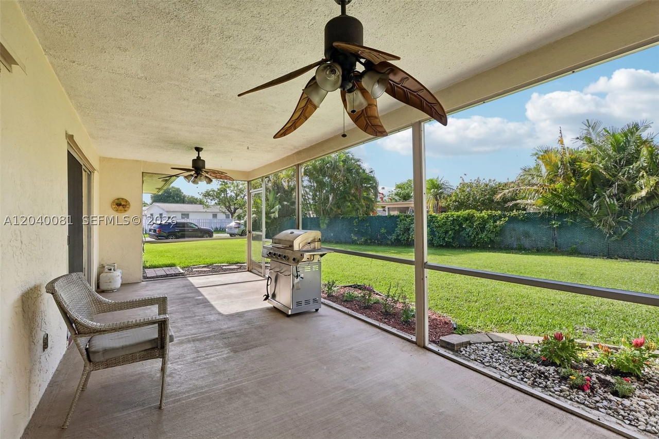 Real estate property located at 2518 121st Dr, Broward, Westchester, Coral Springs, FL