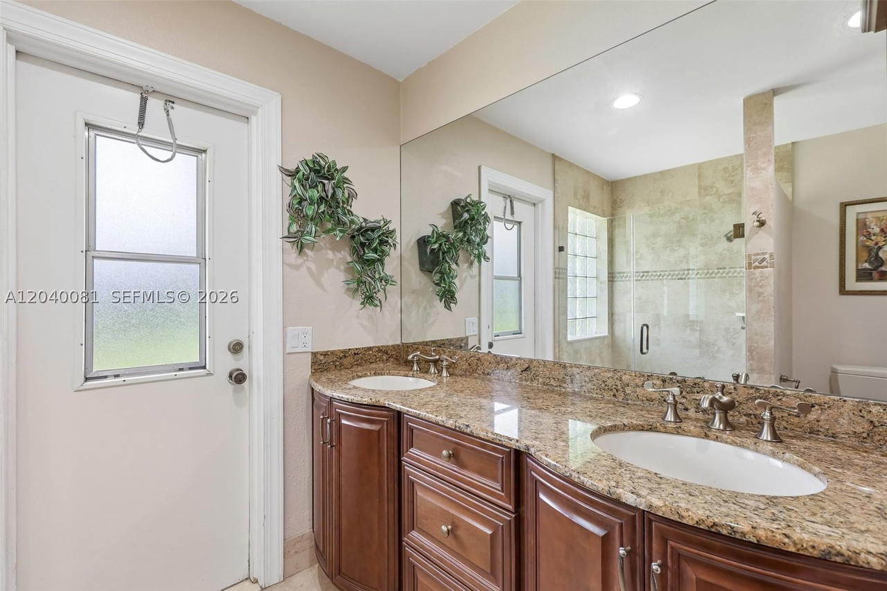 Real estate property located at 2518 121st Dr, Broward, Westchester, Coral Springs, FL