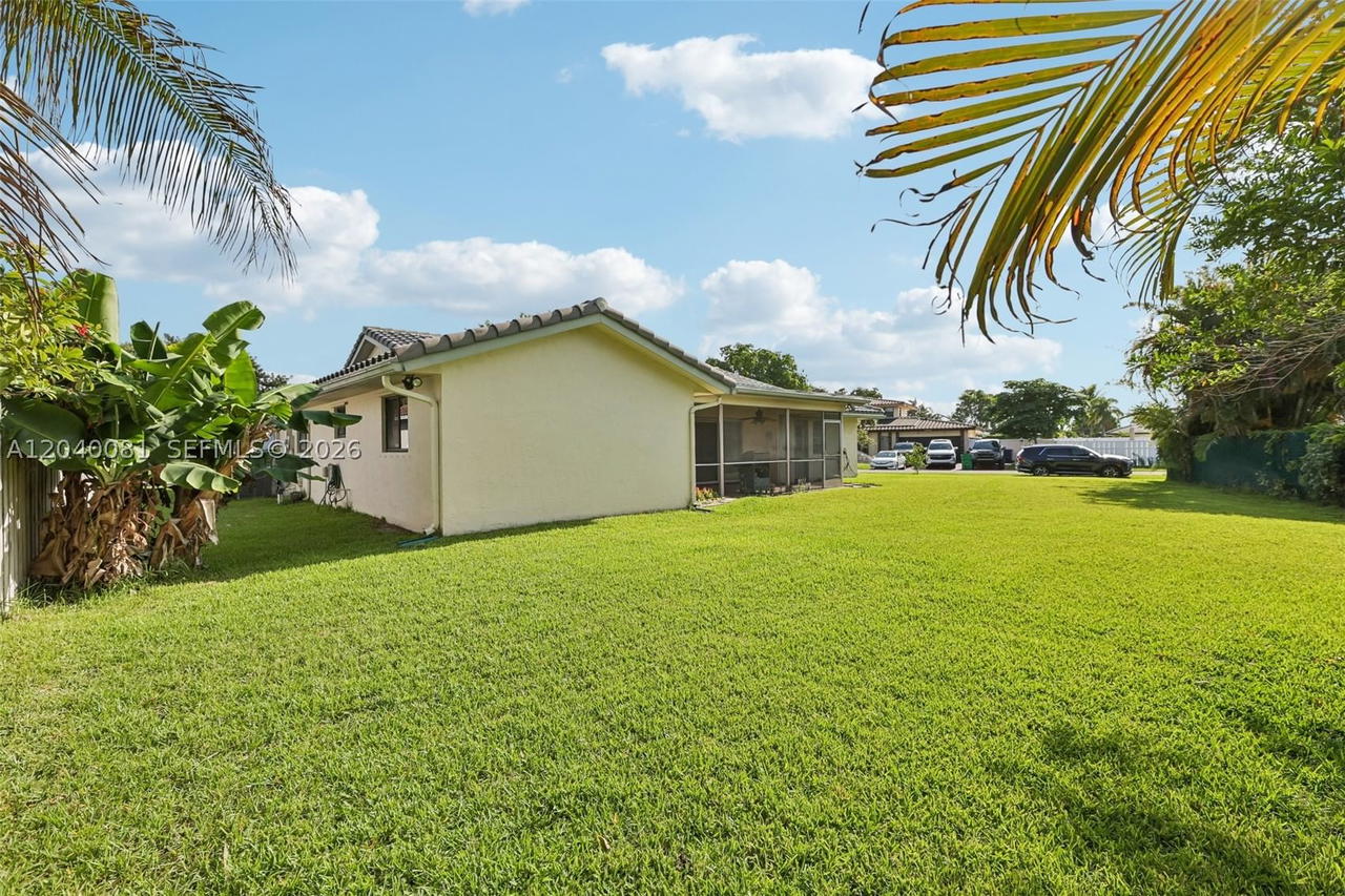 Real estate property located at 2518 121st Dr, Broward, Westchester, Coral Springs, FL