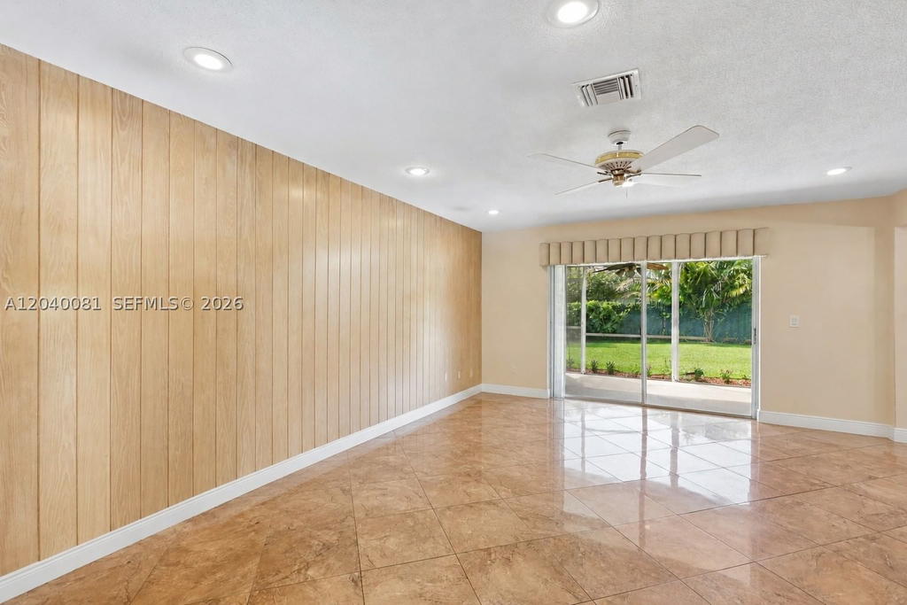 Real estate property located at 2518 121st Dr, Broward, Westchester, Coral Springs, FL